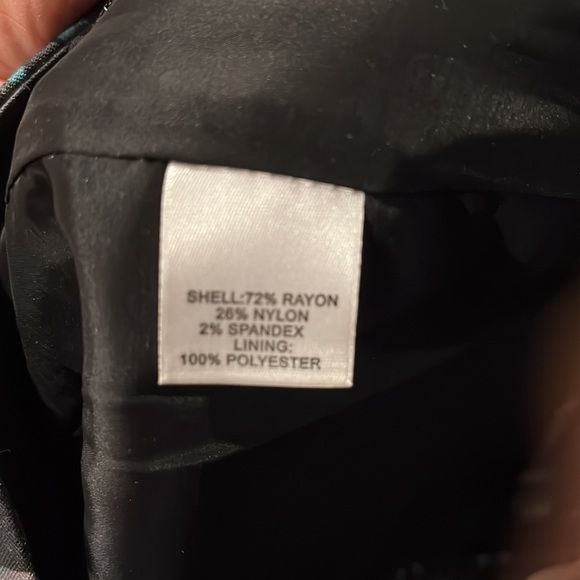 Halogen Skirt - Picture 4 of 5